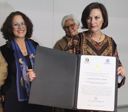 foto Elaine Reynoso.jpg