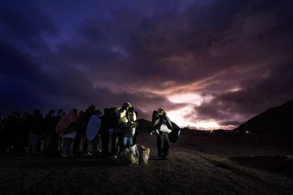 AFP migrantes en la frontera.jpeg