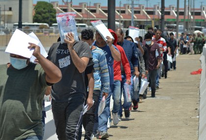 AP mexicanos repatriados desde EU 3.jpg